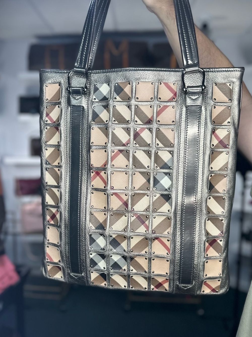BURBERRY RARE TOTE
